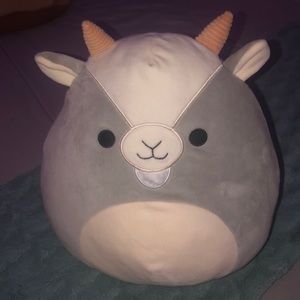 Walker the goat 12’ inch squishmallow